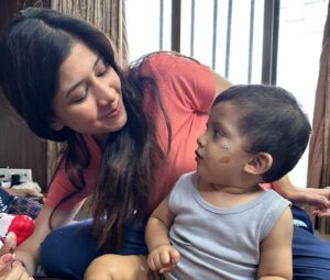 Sheetal Tiwari Instagram - One year of love, laughter and joy!🎂♥️
-
-
-
-

#firstbirthday #birthday #cakesmash #happybirthday #stbirthday #babygirl #birthdaygirl #cake #baby #birthdaycake #babyshower #birthdayboy #birthdayparty #babyboy #love #balloons #firstbirthdayparty #babyphotography #cakesmashphotography #one #photography #oneyearold #party #smashcake #firstbirthdaycake #family #firstbirthdayphotoshoot #balloongarland #cakesmashphotographer #sheetaltiwari