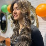 Sheetal Tiwari Instagram - New hair, new me! - - - - #haircolor #hair #haircut #hairstyle #hairstyles #hairstylist #balayage #hairdresser #hairgoals #beauty #blondehair #blonde #fashion #instahair #longhair #highlights #hairsalon #hairtransformation #behindthechair #style #makeup #haircare #salon #haircolorist #hairfashion #olaplex #ombre #hairoftheday #color #sheetaltiwari
