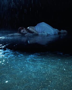 Shelby Lee Instagram - all of my clients know by now that working with water is my ABSOLUTE FAVORITE THING - this is why 

Thank you @mandicrimminsmusic for trusting me with “Lose Control”

Director, DP, Editor & Colorist @sparksss
Song written by @dretamashi @mandicrimminsmusic 
Song produced by @dretamashi 
Styling @nicwheat 

Link in bio to watch full music video