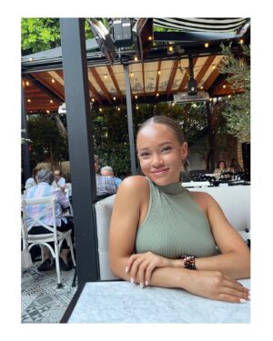 Shelby Simmons Instagram - Have a beautiful day 🥰