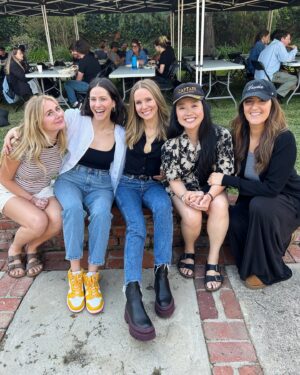 Sherry Cola Instagram - @erinfoster @netflix 🫡