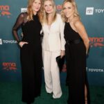 Sheryl Crow Instagram - What a beautiful night! Got to honor my dear friend, @lauradern, with the Ongoing Commitment Award from @green4ema. Laura is super woman… what she does to help make this world a better place is inspiring! ❤️