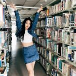 Shi Shi Instagram - 欸 我喜歡牛仔耶，越來越的。 你呢，有沒有什麼東西是 越來越 喜歡的？