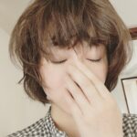 Shihori Kanjiya Instagram - 年々髪の癖が強くなってます。 せめて心は素直でいたいものですね。 最近は時間さえあれば『頭痛肩こり樋口一葉』の台本を開いてしまいます。 もうすぐお稽古が始まると思うとドキドキです。 この作品が決まった時から本当に本当に嬉しくてワクワクしかありません。 私はこまつ座公演としては9代目の樋口一葉ということらしいです。 この機会に感謝しながら、この名作に向き合っていけたらと思います。 皆さん、是非観に来てくださいね！ @komatsuza_official #こまつ座 ＃舞台 #頭痛肩こり樋口一葉 #夏子