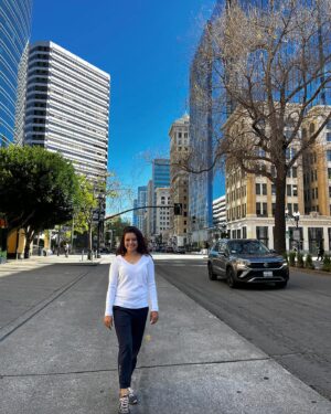 Shilpa Raizada Instagram - “You dream. You plan. You reach. There will be obstacles. There will be doubters. There will be mistakes. But with hard work, with belief, with confidence and trust in yourself and those around you, there are no limits.”
#skyhavenolimit #achivement #courage #life #actor #usa #jaishriram