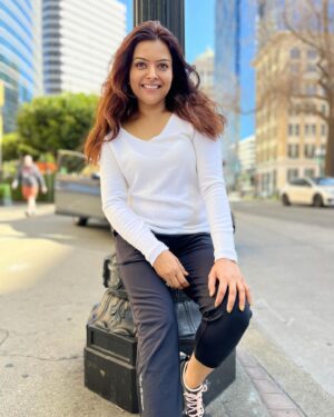 Shilpa Raizada Instagram - “You dream. You plan. You reach. There will be obstacles. There will be doubters. There will be mistakes. But with hard work, with belief, with confidence and trust in yourself and those around you, there are no limits.”
#skyhavenolimit #achivement #courage #life #actor #usa #jaishriram