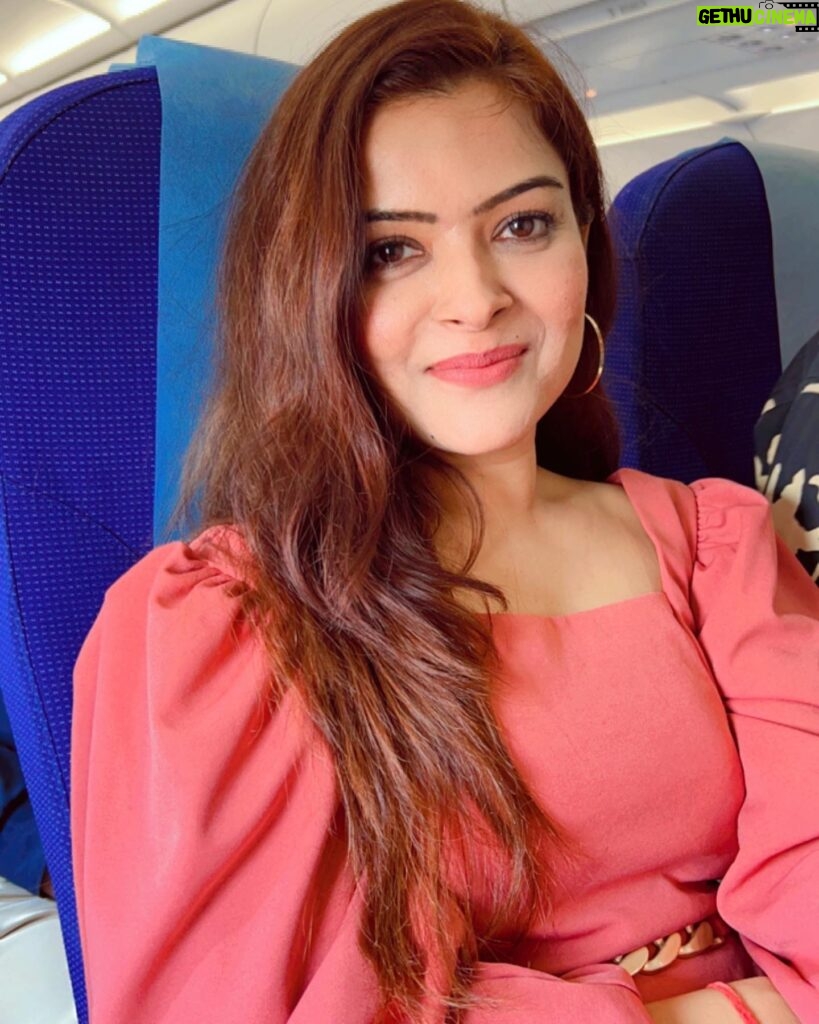 Shilpa Raizada Instagram - Delhi trip for an event with puneet sir @impuneetissar and Ranjeet sir @ranjeetthegoli and Rahul @the_heroooo Pic credit @the_heroooo thank you Rahul for this beautiful pics #trip #event #delhi