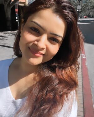 Shilpa Raizada Instagram - “You dream. You plan. You reach. There will be obstacles. There will be doubters. There will be mistakes. But with hard work, with belief, with confidence and trust in yourself and those around you, there are no limits.”
#skyhavenolimit #achivement #courage #life #actor #usa #jaishriram