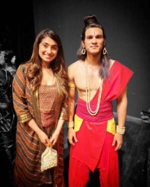 Shilpa Raizada Instagram - Let me introduce you to few of the important characters of JSR Ramayan.
My favourite here - Sita!!
Never judge a book by its cover, especially not a woman. She looks delicate and angelic but is all the way epitome of strength, character, and walks in grace through the toughest periods of life. 
Played to perfection by @shilpa_s_raizada 

Laxman plays the dutiful brother. A handsome shadow of Ram. Fiesty yet obedient, loyalties lying where they must. Had Shroopnakha not fallen for him, probably Ramayan wouldn't have happened 😁😁 @thevikramtiwary 💪

& scroll right for last but not the least for the 'sutradhar', the narrator of this epic play and my fav god #Shiva @tarundattaa 🔱

#ramayan #jaishriramramayan #sita #laxman #shiva #theatre #play #puneetissar