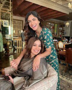 Shilpa Tulaskar Instagram - You’re so so special, it is impossible to share my feelings for you on SM . I wouldn’t share you with anybody. EVER. But I definitely want everyone to know how exceptionally you have blossomed as an artist. EFFORTLESS is how you make your performance seem. But I have seen the hard-work and the insistence on nuances. All this while I met the same naughty little girl I met years ago😘😘😘 and fell in love all over again. May God bless you with everything you wish for @mrunalthakur ♥️♥️♥️. Fly even higher. ✨✨✨✨