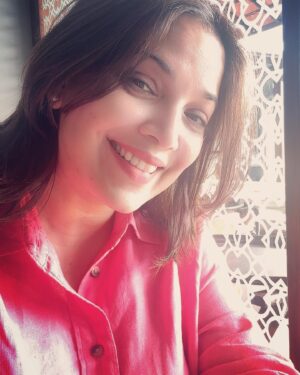 Shilpa Tulaskar Instagram - Where the sky is pink, orange…and hues of blue ✨✨ Take me there!