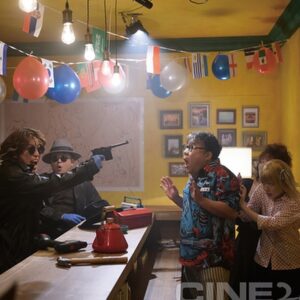 Shim Eun-kyung Instagram - The Killers 

한 여름부터 가을까지. 다른듯 닮은, 닮은듯 다른 
단편영화들을 촬영했습니다.
훌륭한 감독님들, 배우님들 과의 직업은 매순간 가슴뛰고
영화와 연기에 대한 토론은 언제나 시간이 부족할 정도 였습니다.
더 킬러스 속 <무성영화>를 포함한 5편의 영화들도 얼른 스틸컷이공개 되었으면 좋겠네요.
<더 킬러스> 많은 기대 부탁드리겠습니다.