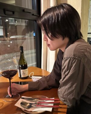 Shim Eun-kyung Instagram - Photo by @esom_