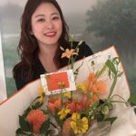 Shim Jin-hwa Instagram - - 퇴근 후 큰 기쁨🧡