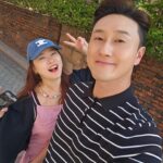 Shim Jin-hwa Instagram - - 어머🌸 내 정신 좀 봐😝 남편사진을 한참 안올렸네🤣 덕질도 눈치 잘봐가며 해야지🙈 남편이랑 데이트했던 날🫶 여보♥️ 이날 진짜 멋있었어요✨ 사랑해요🤭 요즘 푹 빠진 곳 @dalmatian_dining