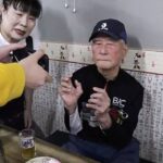 Shim Jin-hwa Instagram - - 어제 아부지도 뵙고 옴💕 올해 90세의 나이가 믿기지 않게 건강하시고 술도 한잔 하시는 아부지💛 어제 6.25부터 군대 얘기까지 ^^ 90년의 시간을 들음 ㅋㅋ 아부지~ 지금처럼 많이 웃고 건강하세요❣️ 매일 아부지 챙겨주시는 우리 기례이모 진심 감사합니다. 두 부부분은 하늘에서 내려오신 천사님이세요♥️ 늘 함께 해주는 우리 영수💜 고마워 고마워. 함께하고자했으나 날짜가 계속 안맞아 못온 사랑스런 당신들도 거마워. 우리 기례이모 광운대역 근처에서 마산아구찜해요!!! 근처 계시면 많이 애용해주세요🤗 [마산아구찜. 광운로 72]