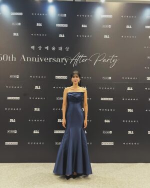 Shin Dong-mi Instagram - 백상예술대상 2024 🫰🏻💙
