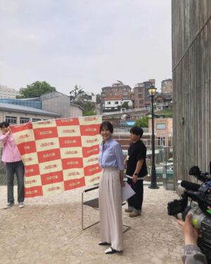 Shin Dong-mi Instagram - 💁🏼‍♀️ 오늘 #정상인들 에서는 배우 양경원님과 함께했습니다! 

스윗한 💐 감사해요🫰🏻