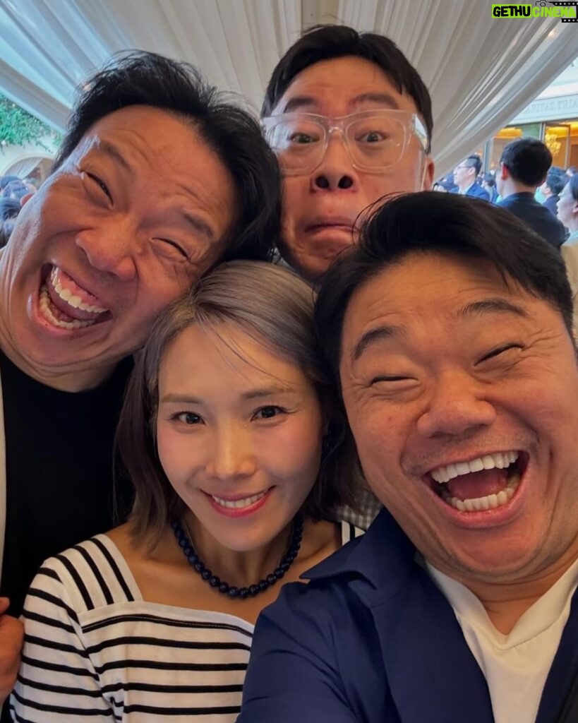 Shin Bong-sun Instagram - 반가운 선배님들 😍 후배 이뻐보이라고 한껏 웃어주셨다들 🥹