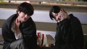 Shin Do-hyun Instagram - 인국 오라버니의 5년 만의 앨범 <LOVE&LOVE>가 발매되었다고 합니다. 저도 뮤직비디오에 살짜쿵 참여하였으니 많은 관심 부탁드립니다..💜
#동경언니미안해요 @seo_cccc