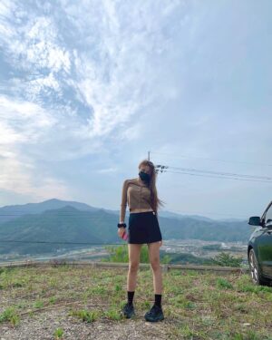 Shin Hye-jeong Instagram - 날씨가 너무 좋다😊
포바 @woniiwonii