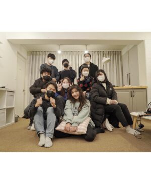 Shin Hye-jeong Instagram - 새로운 경험 1 추억 1
#헤어지는중 #단편영화