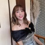 Shin Ji Instagram - 정말 오래전부터 리메이크하고 싶었던 #잊었니 음원이 드디어 공개됐습니다🎶 이 노래에 추억이 있으신 분들도 많고 처음 듣게 되실 분들도 많으실 텐데요~ 저 역시 팬심으로 부른 노래 #잊었니 많은 관심 부탁드려요~🙇🏻‍♀️🙏🏻❤️