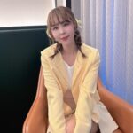 Shin Ji Instagram - 사진 넘치구요💛