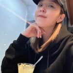 Shin Ji Instagram - (잠깐) 밤마실🍨