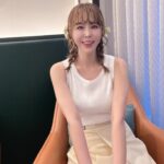 Shin Ji Instagram - 사진 넘치구요💛