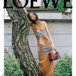 Shioli Kutsuna Instagram - @loewe #LOEWEPuzzle 🦪