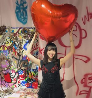 Shiori Sato Instagram - psycho展、無事大盛況で終了いたしました👽❤️‍🔥
お越しいただいた皆さまありがとうございました！