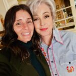Shiri Appleby Instagram - YOUNG SHELDON 🎬 “Uncle Sheldon and a Hormonal Firecracker” new episode I directed airing tonight. Thank you again Steve, Steve and Amanda for welcoming me so warmly into the Young Sheldon world! Check it out tonight on CBS, tomorrow on Paramount ❤️ #directing #stuffdreamsaremadeof