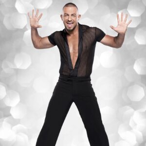Shirley Ballas Instagram - I’m extremely saddened to hear the devastating news about this beautiful human being this morning. 💔 

Robin Windsor … kind, gracious, gentle and extremely hard working. A wonderful dancer, true gentleman, good soul and so very young. 

You will be dearly missed by so many. 

Dance with the angels my friend. 🪽❤️ Xx