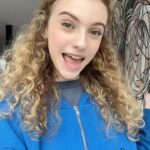 Shirly Brener Instagram - Hi everyone!! we would love it if you created a reel with the sound of ⚡️ 𝑩𝒖𝒛𝒛𝒊𝒏 ⚡️ Juju’s new original single 🎤🎵 you can make a dance, lip sync, any cool content, or just put it on the background of anything you like You can find it in the music section of Instagram and TikTok under “Buzzin” or “Buzzin - Juju Brener” plz tag @jujubrenerofficial and hashtag #buzzin #buzzinsong #buzzinjujubrener we will be resharing some of our faves in the days to come so post away!! so excited o see what you all cone up with!! and have a Buzzin weekend ⚡️☀️🏄🏻‍♀️🩵🍭🌴🎶
