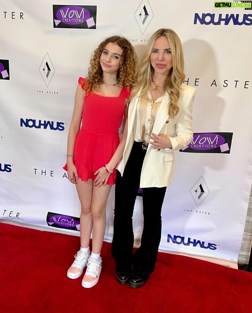 Shirly Brener Instagram - ❣️🖤🤍✨Pre - Oscsars✨🤍🖤❣️ International Women’s Day perf combo with pre- Oscar parties celebrating all women and this little beaming star 🌟 @wowcreations luxury gifting lounge pre oscar party 💝🏆✨ thank you for having us !! •jewelry @l_o_jewelry