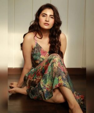 Shivani Raghuvanshi Instagram - I SEEK MAGIC✨
