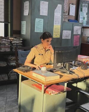 Shivani Raghuvanshi Instagram - Every character I play reveals a part of me, but also transforms me profoundly. That’s the magic of Acting, it lets you experience different lives, leaving you a bit changed forever.
Through Rabbani, I’ve learned diligence, calm, and above all, love. ❤️