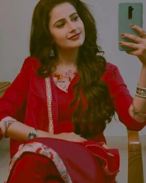 Shivani Tomar Instagram - There is so much to smile about ❤️