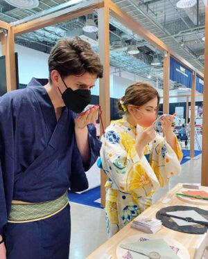 Shizuka Anderson Instagram - @bakairu and I got all dressed up in our summer yukata and checked out the Tokyo Tokyo ALL JAPAN COLLECTION in Yurakucho! 

It was such a fun day seeing and experiencing all the wonderful things about Japanese culture: traditional crafts, food and even some of the latest technology from Tokyo. 😍👩‍🔧

We tried out a VR experience based on a REAL FLYING CAR that a team of engineers at the expo built! We flew (virtually) all across Tokyo, said hello to Tokyo Tower (from the sky!) and had a glimpse of what commuting through Tokyo *might* be like in the not very distant future. 🚁🛸

We even found SCENTED watches that smelled incredible and DELICIOUS (hence the photo of us sniffing watches) 🤣🤣
If that isn’t the future I don’t know what is!! 😆🙌🏼

If any of you are in Japan, the event is held from July 19th to September 5th of this year! The exhibition booths change periodically so there will always be a variety of booths for you to enjoy whenever you go. 😁 It’s a fun event with a little something for everyone, so don’t miss it! 💥✨

PS: Go check out @bakairu tomorrow for more fun stories and pics from the event!! 😁🍋

#TokyoTokyoALLJAPANCOLLECTION
#TokyoTokyo
#YURAKUCHOSHOWCASE
#AD