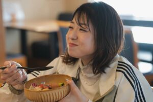 Shizuka Nakamura Instagram - 幸せ🤤

石川県・加賀温泉を訪れ、
幸せいっぱいの旅をしてきました！

旅サラダプラスさんにて掲載中🐰🌷
@tabisalad_plus 

チェックしてね〜