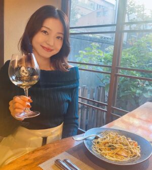 Shizuka Nakamura Instagram - 🤍🍴

− 再投稿 −
食べログのサイト内にて
記事が公開されています！

京都にあるイタリアン
『Cucina Italiana 東洞』さん

人気メニュー《野菜のラグーと豚肉のアーリオ・オーリオ》のレトルトが発売されたので、実際にお店に行って実食レポートしてきました！

記事はこちら！(コピペ検索してね🔍♥)
https://s.tabelog.com/smartphone/tieup/main/housefoods-pasta-report

#食べログ
#ハウス食品
#PR