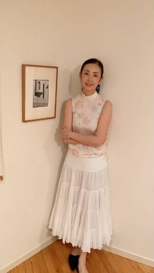 Shoko Tamura Instagram - 休み明けで、連絡するところも多く、バタバタしていたら、あっという間に夜💦

#夏服 #田村翔子#ライフスタイル#lifestyle#summerfashion