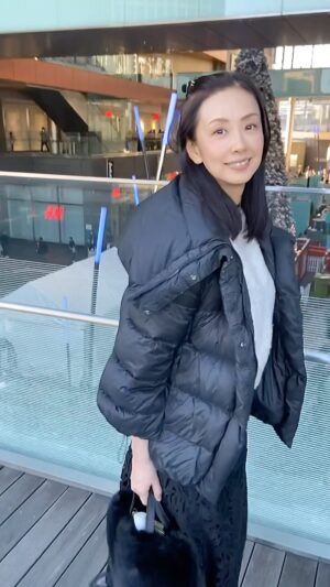 Shoko Tamura Instagram - 街はどんどんクリスマスモードへ😊

#田村翔子#lifestyle