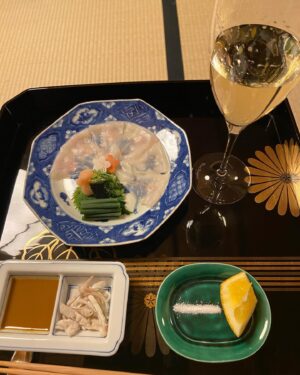 Shoko Tamura Instagram - ユナイテッド航空のディナーイベントに行ってきました！
久しぶりの菊乃井さん、とても美味しかったです🩷

#菊乃井#赤坂グルメ#田村翔子