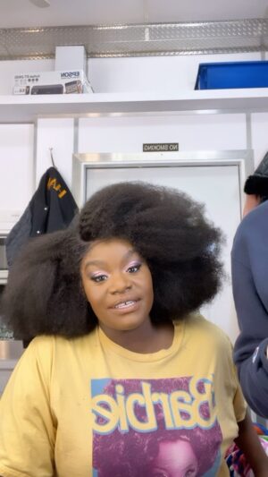 Shoniqua Shandai Instagram - Ya’ll I’ve been driving the Harlem cast & crew crazy trying to figure out what song this is… Please help me! 🙏🏿🙏🏿🙏🏿🙏🏿 #gogo #shazam #music #musictrivia