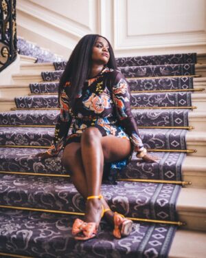 Shoniqua Shandai Instagram - Bonjour Paris! 💃🏿🇫🇷 Can’t wait to see you all at @naturalhairacademy today! Discussion w/ Shoniqua Shandai starts at 12:30p talking all things acting, Harlem, and embracing your authenticity. 💋💖❤️❤️❤️

Shot by @damienpaillard

#internationalhouseholdname