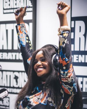 Shoniqua Shandai Instagram - Bonjour Paris! 💃🏿🇫🇷 Can’t wait to see you all at @naturalhairacademy today! Discussion w/ Shoniqua Shandai starts at 12:30p talking all things acting, Harlem, and embracing your authenticity. 💋💖❤️❤️❤️

Shot by @damienpaillard

#internationalhouseholdname