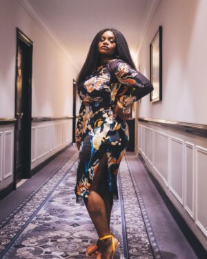 Shoniqua Shandai Instagram - Bonjour Paris! 💃🏿🇫🇷 Can’t wait to see you all at @naturalhairacademy today! Discussion w/ Shoniqua Shandai starts at 12:30p talking all things acting, Harlem, and embracing your authenticity. 💋💖❤️❤️❤️

Shot by @damienpaillard

#internationalhouseholdname