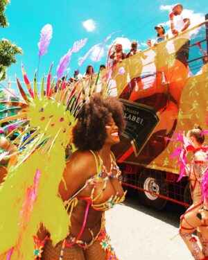 Shoniqua Shandai Instagram - Jamaicaaaaaaasa I am forever changed. 🫶🏿☀️💛🇯🇲🔥

#internationalhouseholdname 

#ebonymag #ebonycarnival #ebonycaribbean